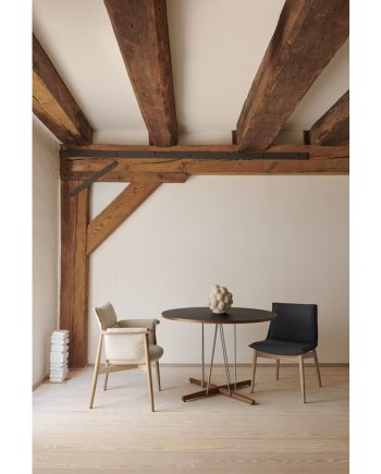 Embrace Table | Model E020 | Carl Hansen & Søn | Walnut oil with black laminate and stainless steel | In-situ