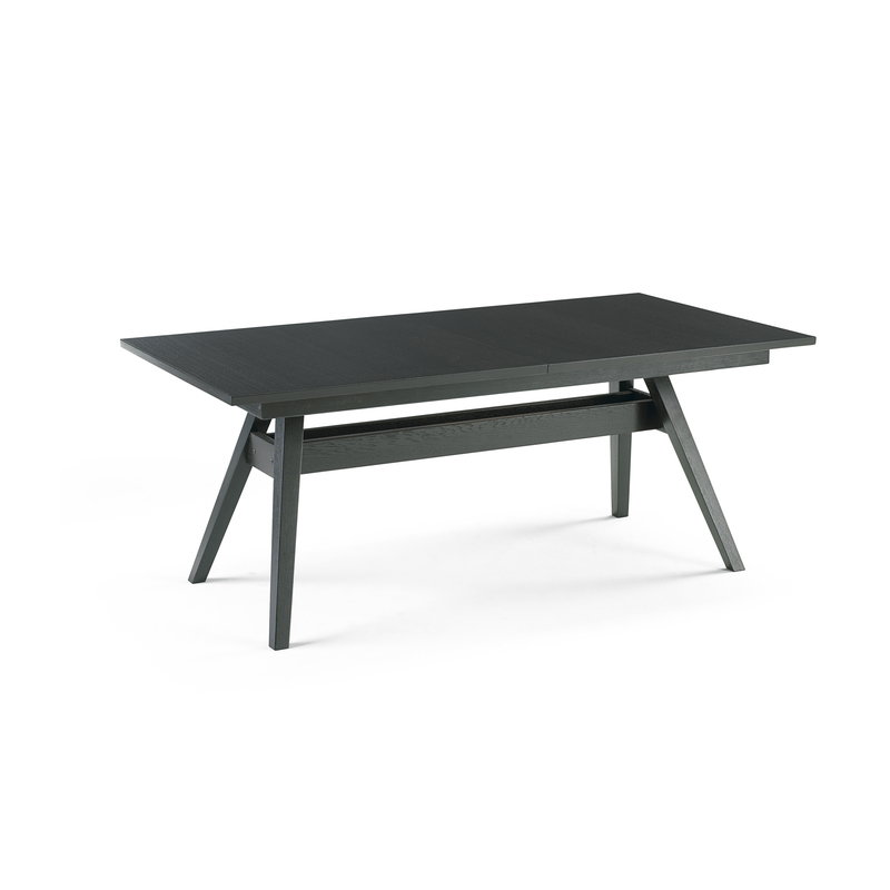 Skovby SM 11 Dining Table | Skovby Furniture