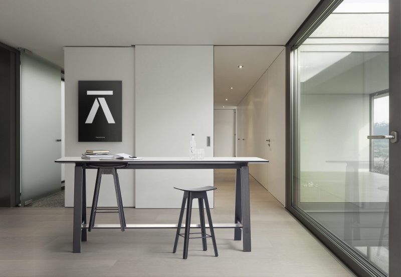 HC1 Bar Stool | Andersen Furniture