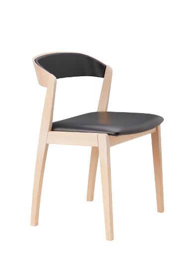 Skovby #826 dining chair | Oak white oil with black leather