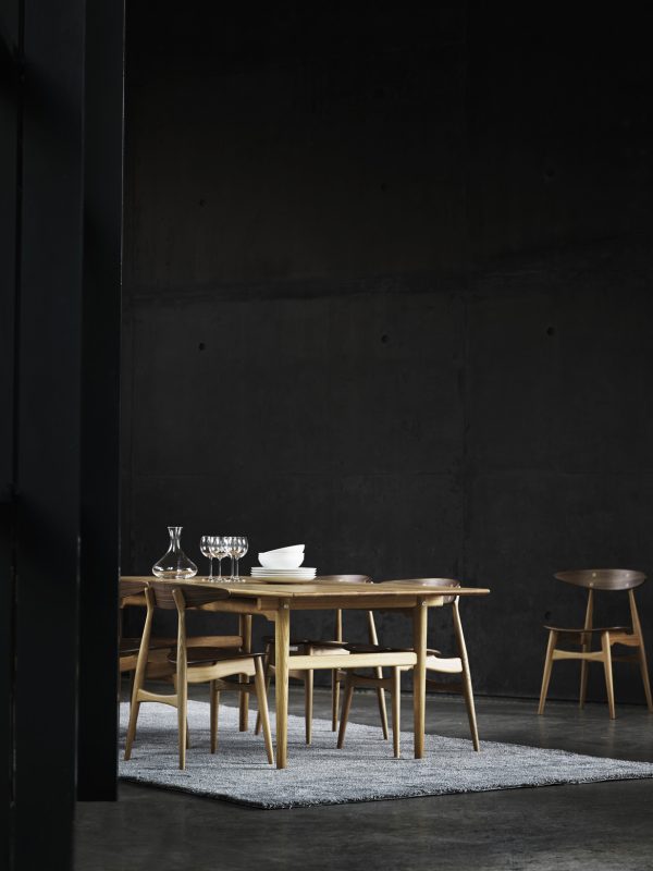 CH327 Table | Hans Wegner | Carl Hansen & Søn