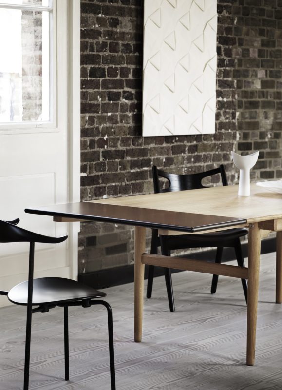 CH327 Table | Hans Wegner | Carl Hansen & Søn