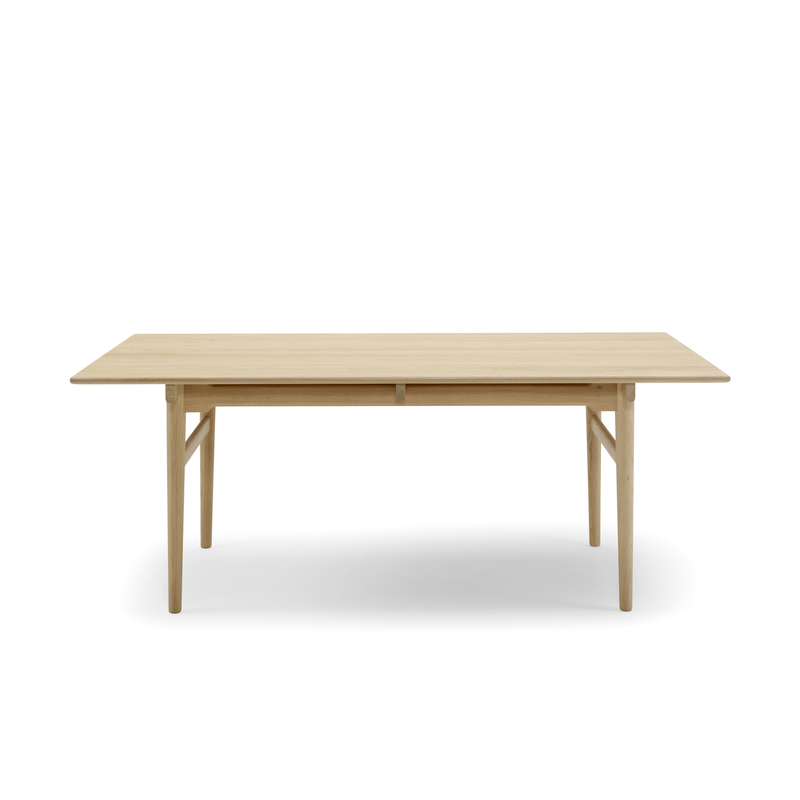 Hans Wegner CH327 Dining Table | Carl Hansen & Søn | Oak