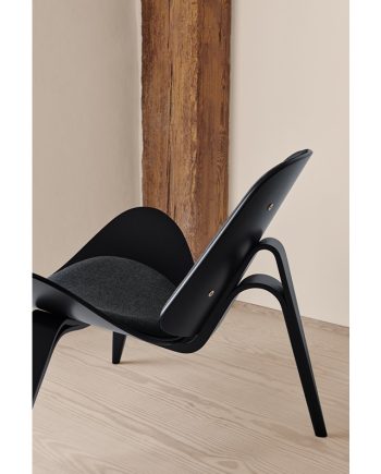 CH07 Shell Chair | Carl Hansen & Søn