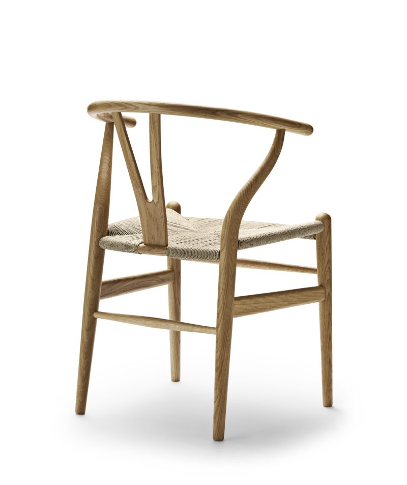 CH24 Wishbone Chair | Carl Hansen & Søn | In Stock