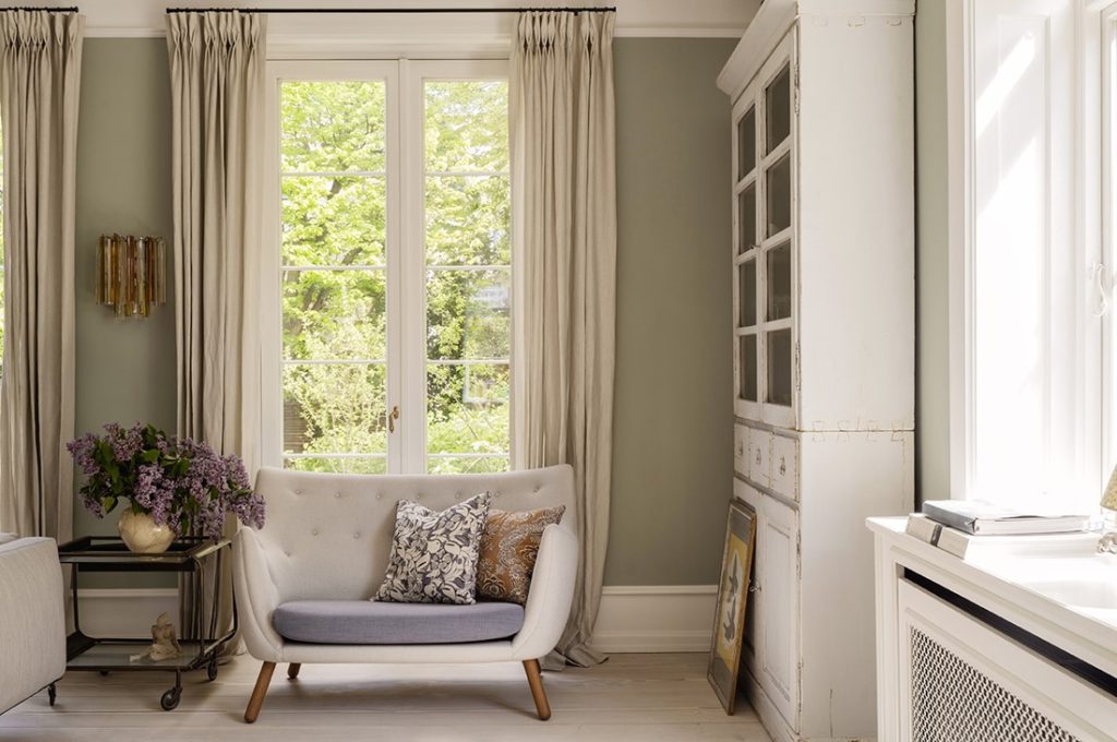 A Day in the Life of Finn Juhl's Poet Sofa