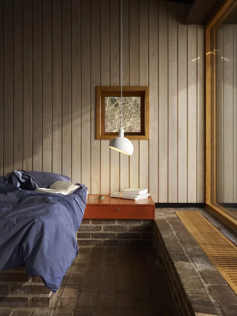 Into the Light. FJ Elements at Louis Poulsen